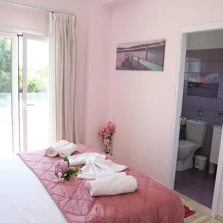 Terpsichore Boutique Appartments * ذيسْخا
